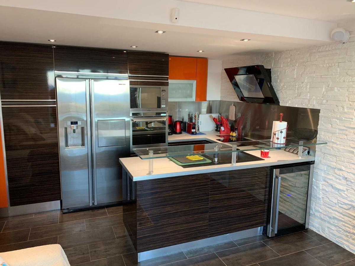 Grand Duc Apartment Манделю-ла-Напул Екстериор снимка